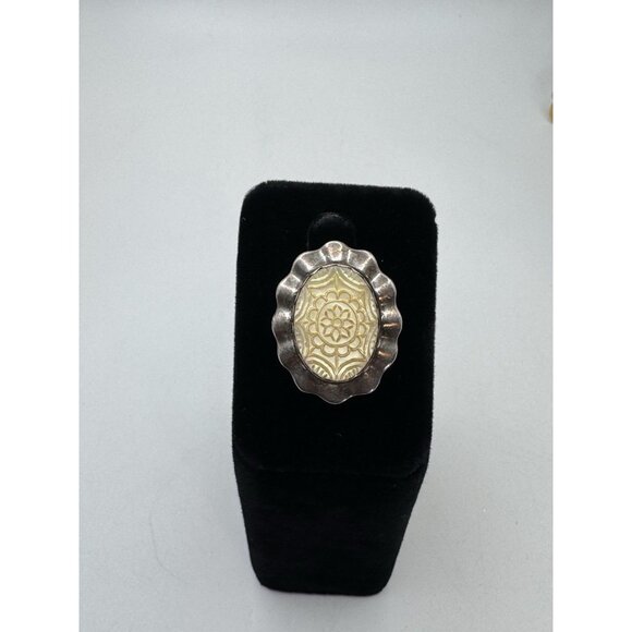 Vintage Carolyn Pollack size 6 Carved Mother of Pearl Sterling Silver Ring - Picture 4 of 13